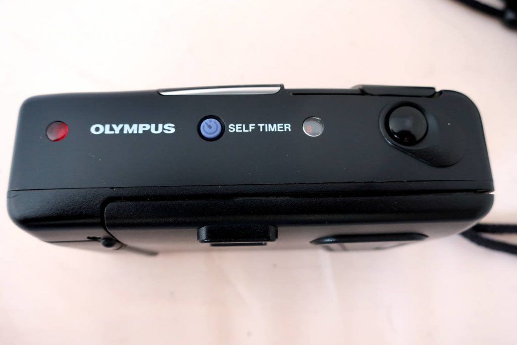Olympus AF10 Super, an Easy to use 35mm Compact Film Camera 4